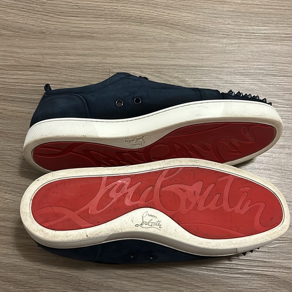 Christian Louboutin - Picture 2 of 5